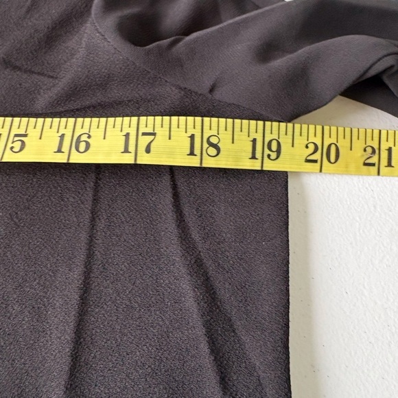 Adrianna Papell Ruffle Neck Keyhole Back Closure Size S Bow Goth Office Party - Picture 9 of 10